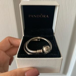 PANDORA Bracelet